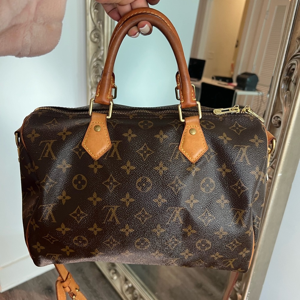 Authentic Louis Vuitton speedy 35